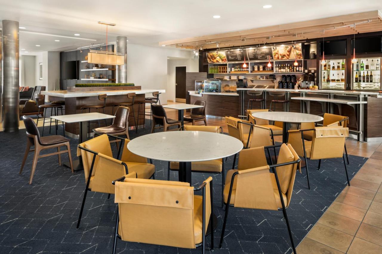 Courtyard Mankato Hotel & Event Center מראה חיצוני תמונה