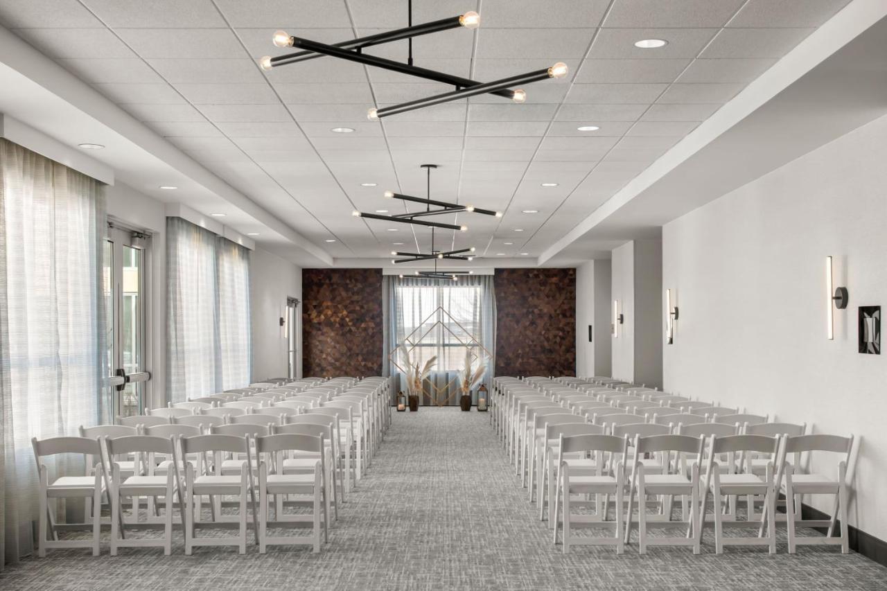 Courtyard Mankato Hotel & Event Center מראה חיצוני תמונה